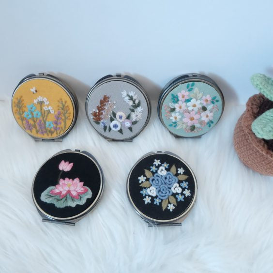Hand-Embroidered Portable Pocket Mirror – BB cream Makeup Compact