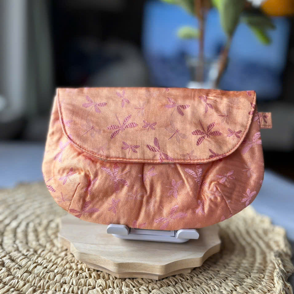 🌿 Handmade Fabric Clutch – Elegant & Versatile